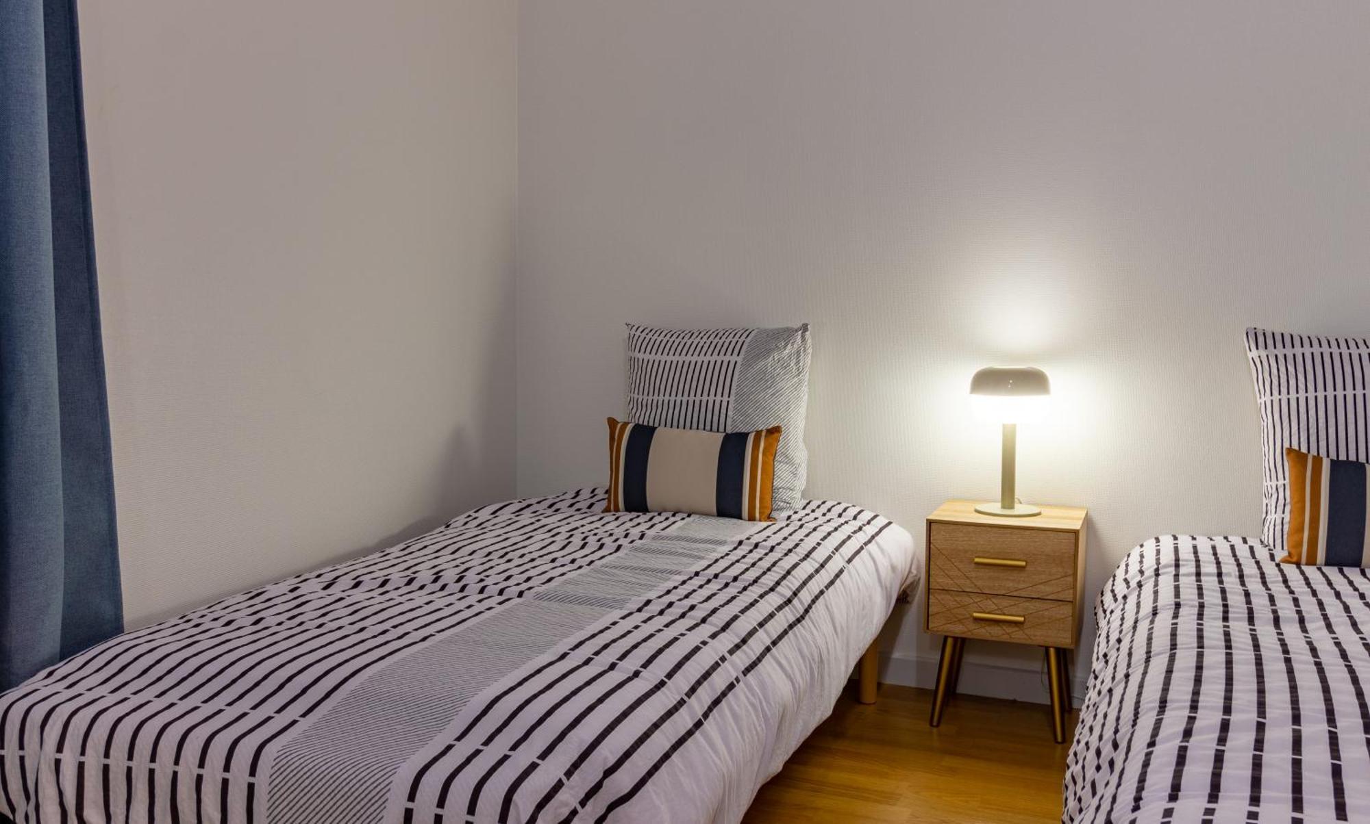 Le 13 Elegant Troyes Apartment Ngoại thất bức ảnh