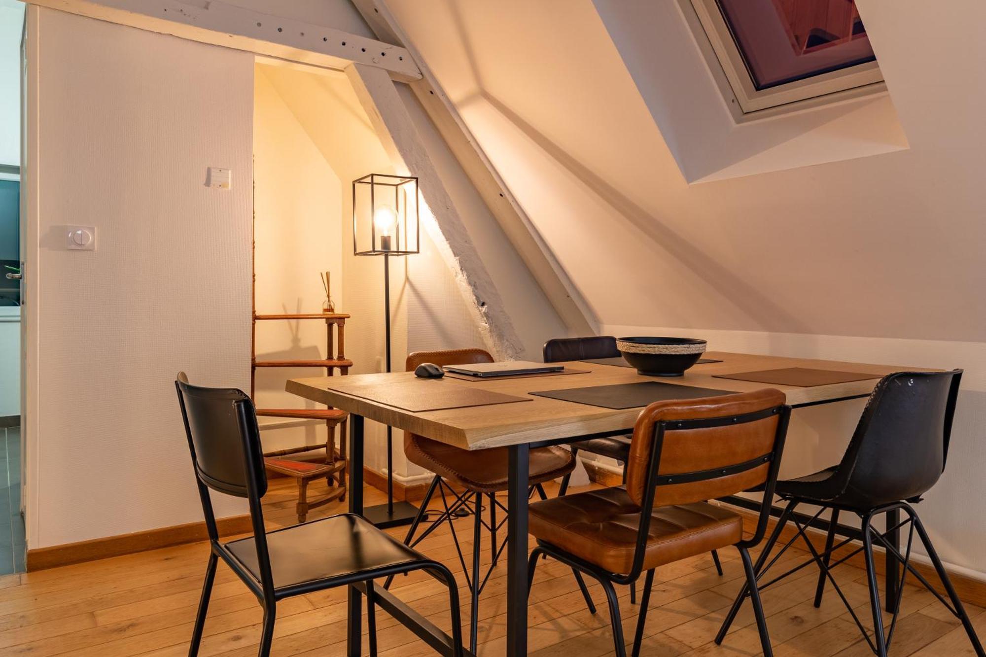 Le 13 Elegant Troyes Apartment Ngoại thất bức ảnh